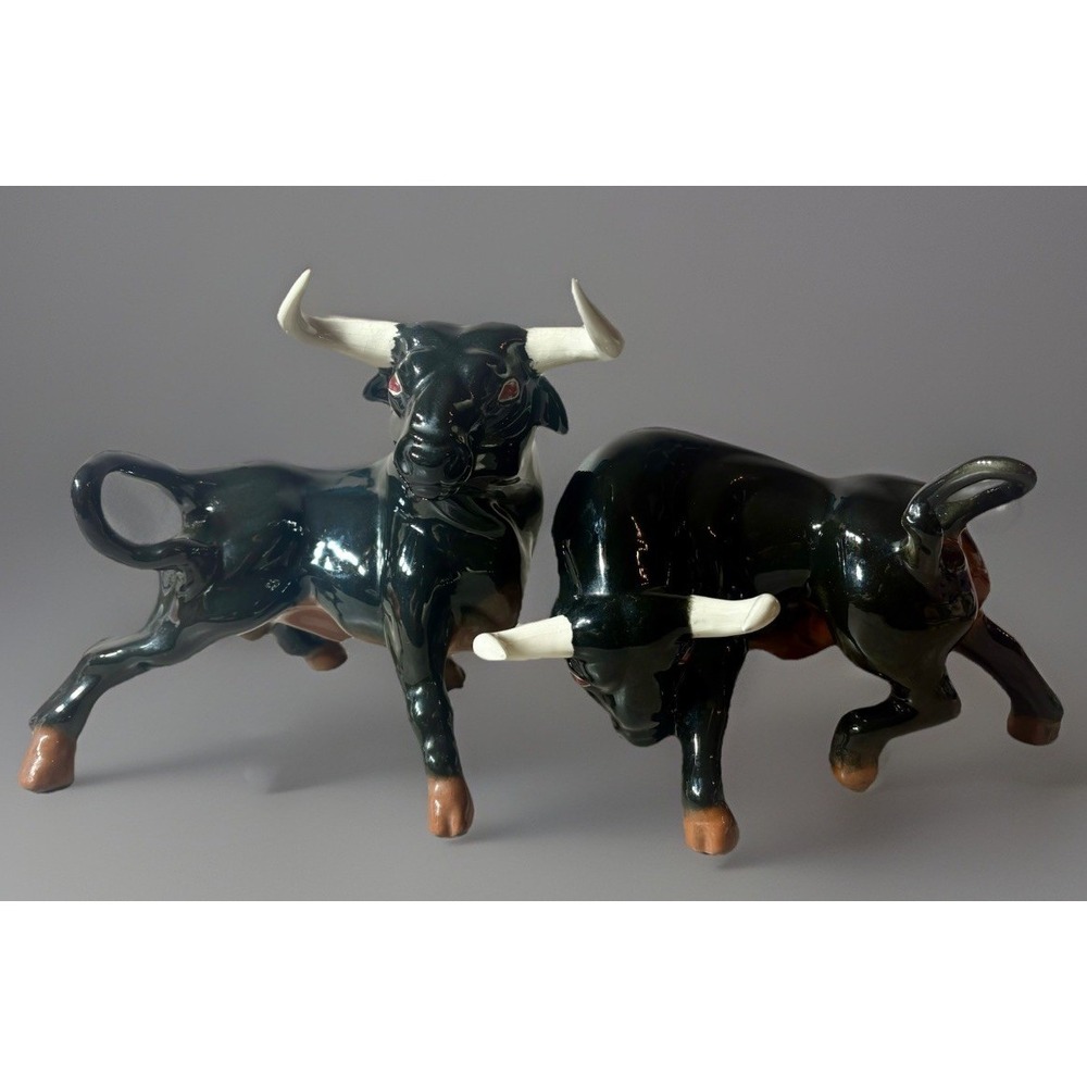 Vintage MCM Set of 2 Charging Bulls 1950's Ceramic Figurines. Beautiful & EUC